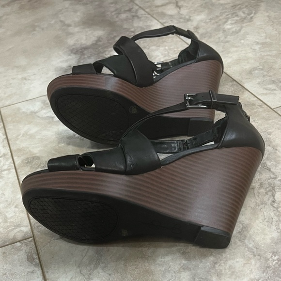 Jessica Simpson Wedge Sandals - Picture 6 of 6